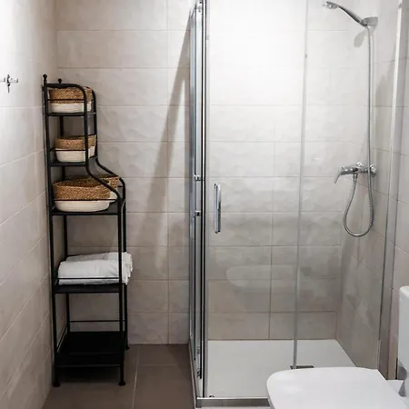 Apartamento With Pool By Costarentals - Ref 251