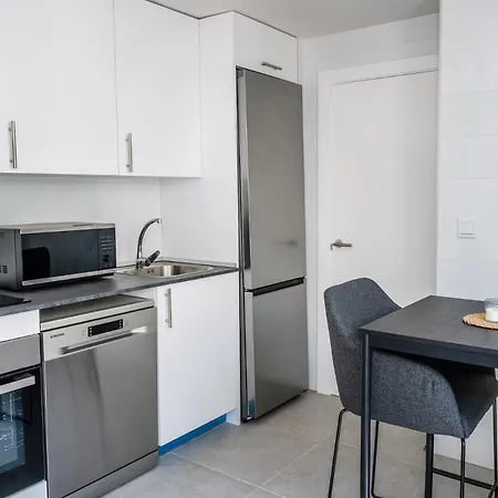 Apartment With Pool By Costarentals - Ref 251 *