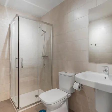 Apartamento With Pool By Costarentals - Ref 251 *