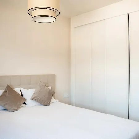 Apartamento With Pool By Costarentals - Ref 251 Mijas